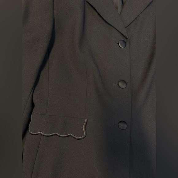 John Meyer black scalloped edge skirt blazer suit size 8 classic formal business - Picture 2 of 14